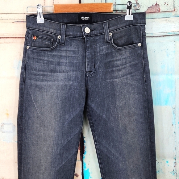 Hudson Jeans Tilda MIdrise Straight - Picture 2 of 8